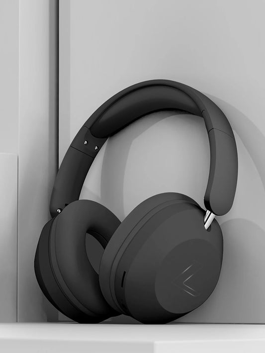 Over-ear Bluetooth headphoness.