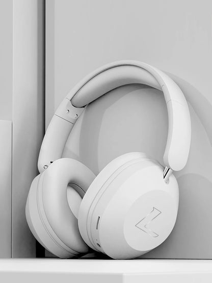 Over-ear Bluetooth headphoness.